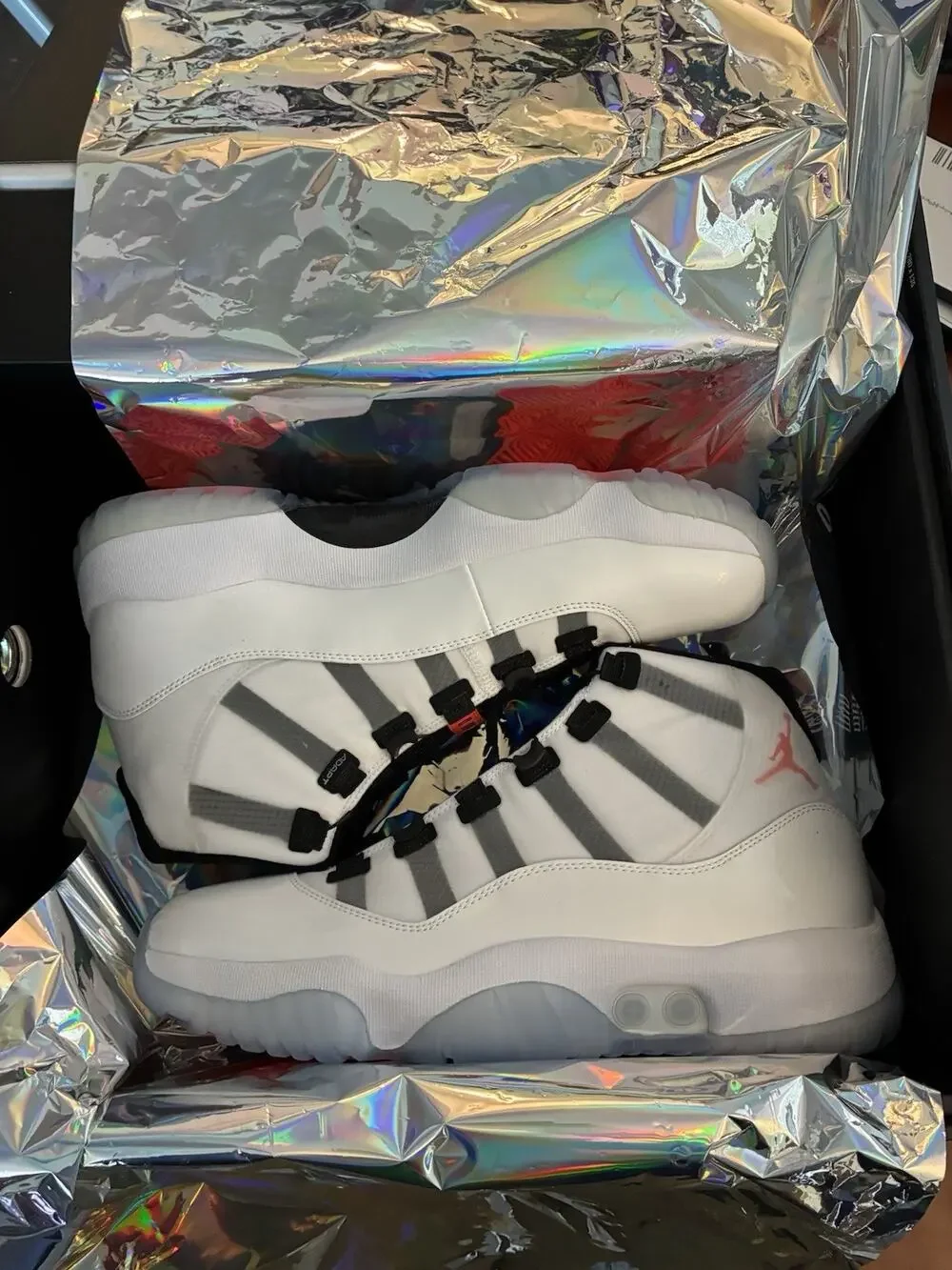 Nike Air Jordan 11 XI Adapt White Sneakers Size 12 DA7990-100 New In Box